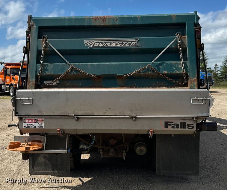 image for item EB2904 2012 International 7600 dump truck