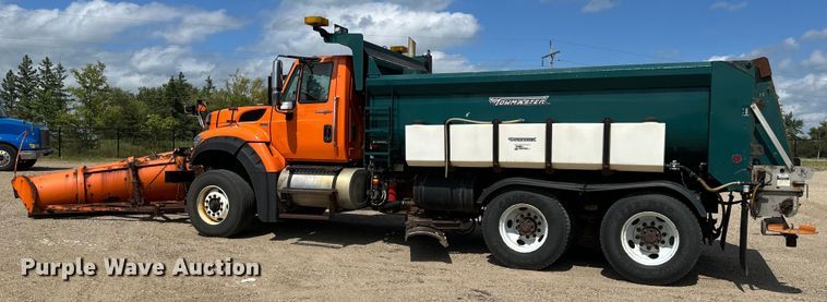 image for item EB2904 2012 International 7600 dump truck