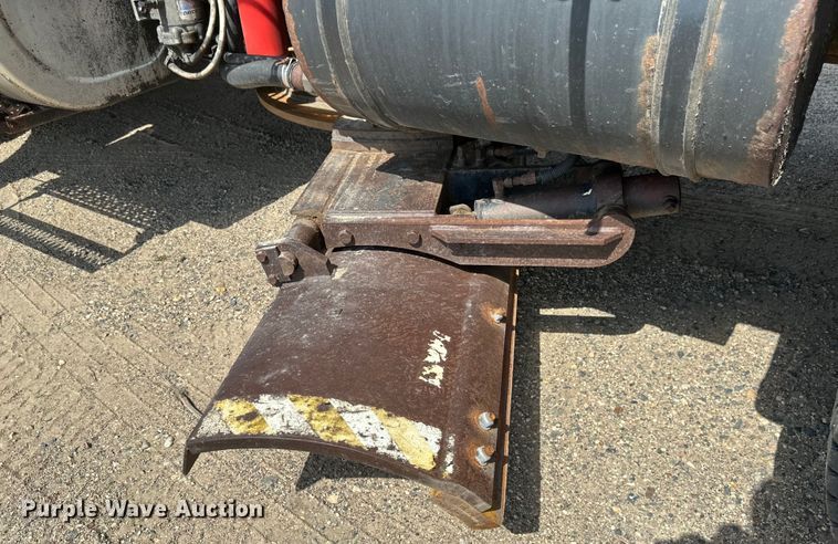 image for item EB2904 2012 International 7600 dump truck