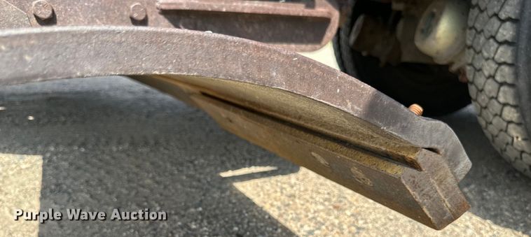 image for item EB2904 2012 International 7600 dump truck