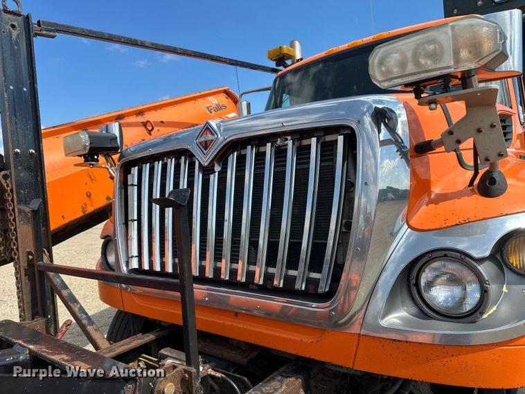 image for item EB2904 2012 International 7600 dump truck
