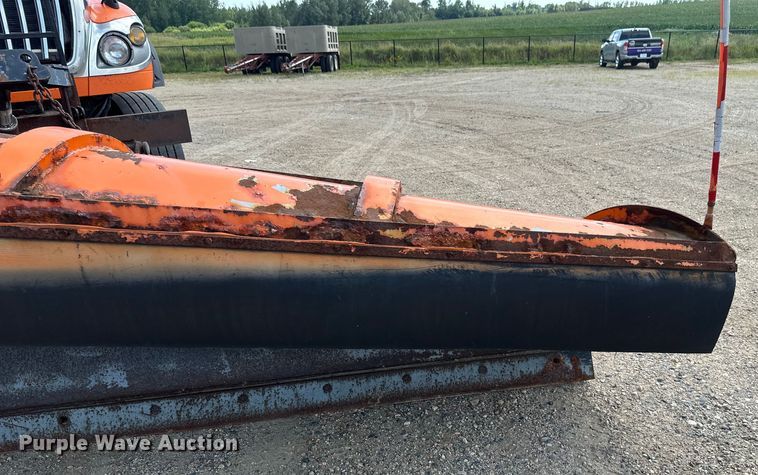 image for item EB2904 2012 International 7600 dump truck