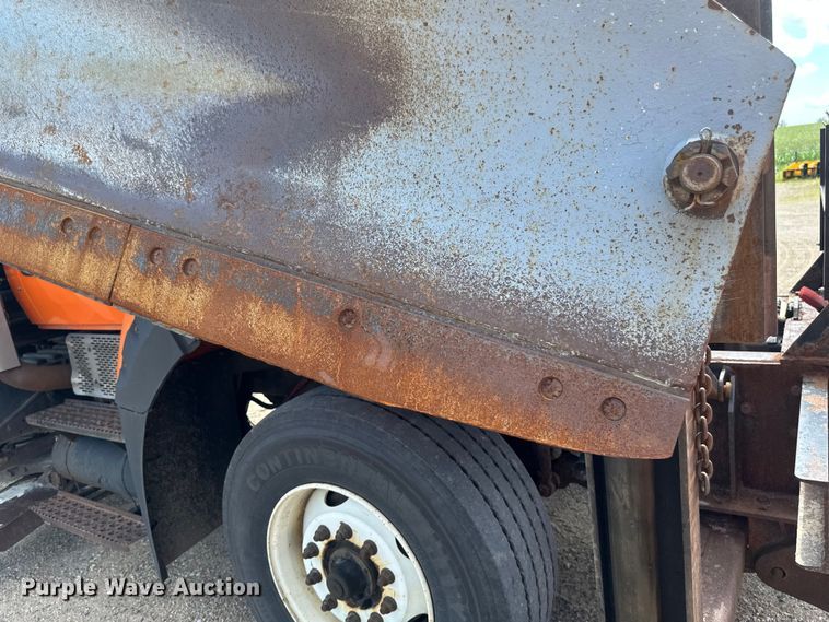 image for item EB2904 2012 International 7600 dump truck