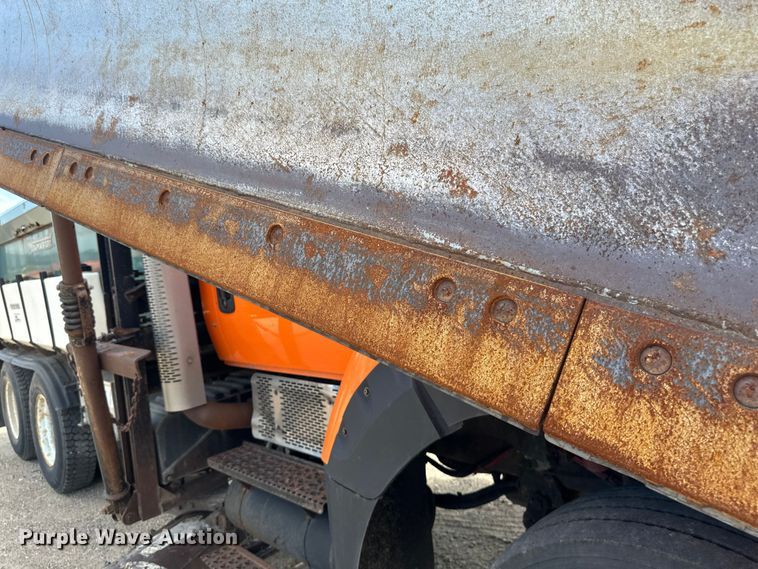 image for item EB2904 2012 International 7600 dump truck