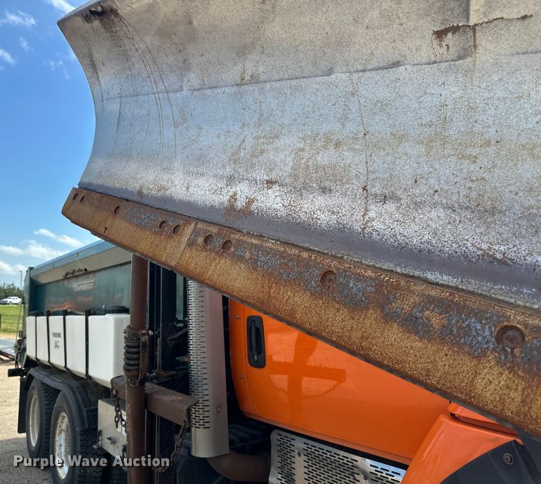 image for item EB2904 2012 International 7600 dump truck