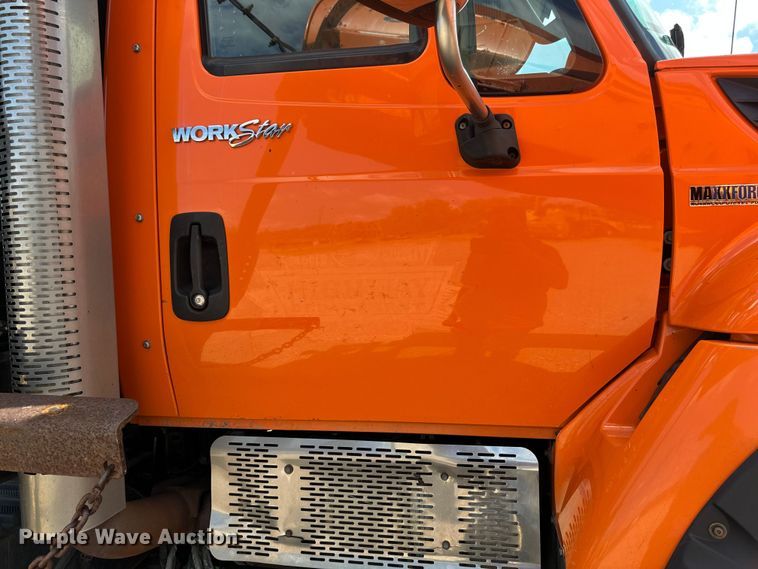 image for item EB2904 2012 International 7600 dump truck