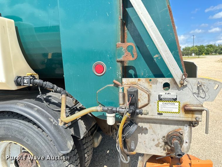 image for item EB2904 2012 International 7600 dump truck