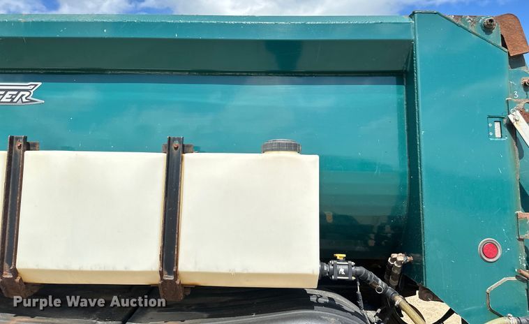 image for item EB2904 2012 International 7600 dump truck