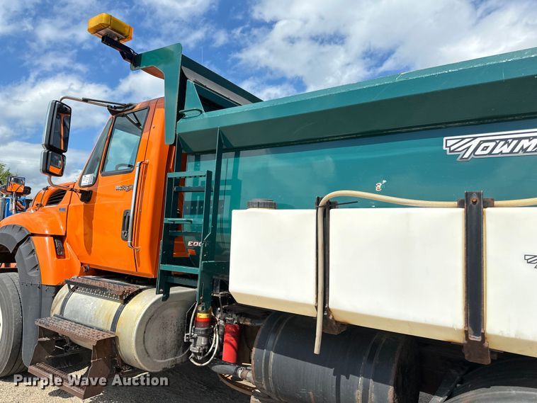 image for item EB2904 2012 International 7600 dump truck