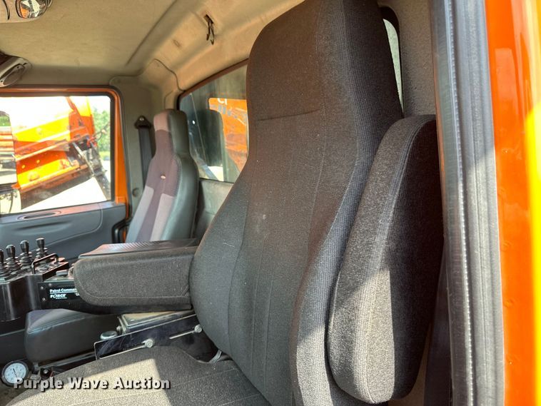 image for item EB2904 2012 International 7600 dump truck