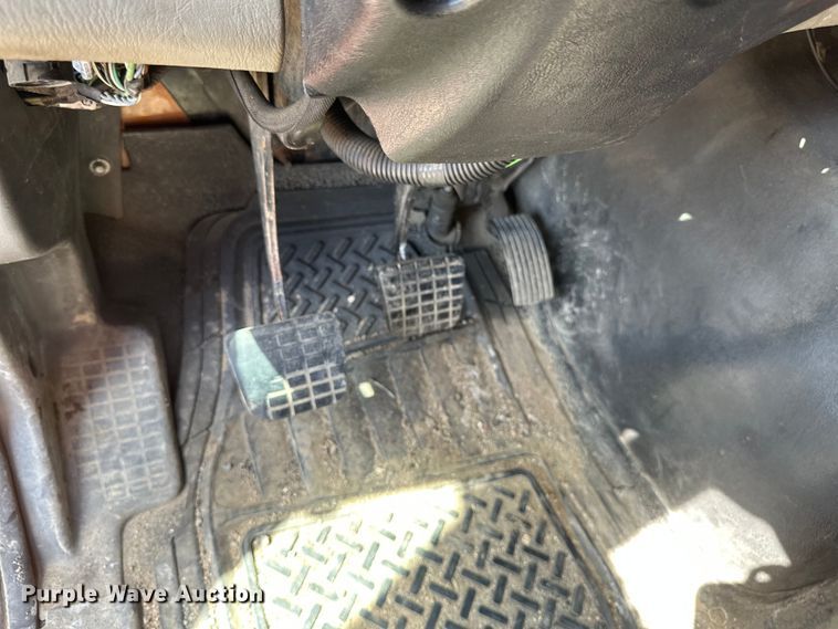 image for item EB2904 2012 International 7600 dump truck