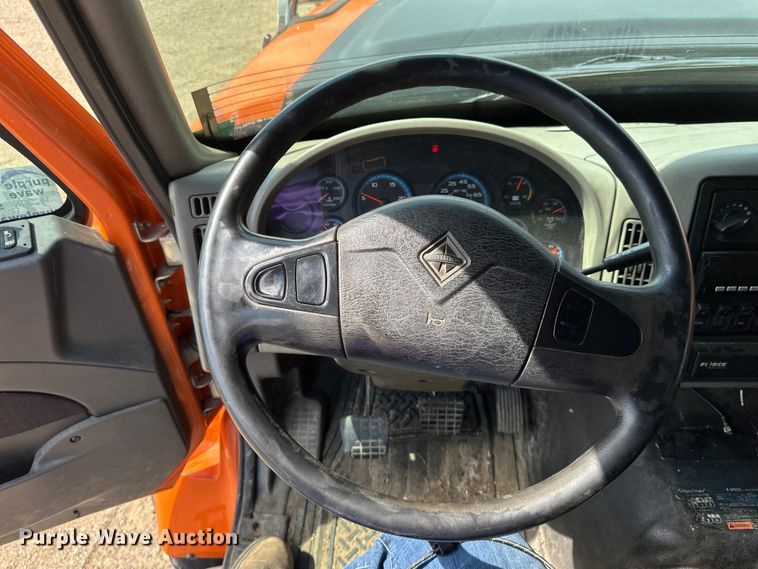 image for item EB2904 2012 International 7600 dump truck