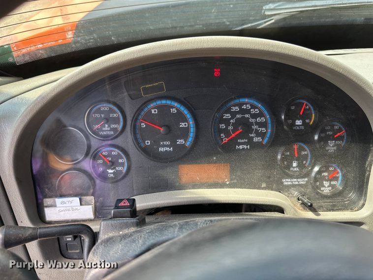 image for item EB2904 2012 International 7600 dump truck