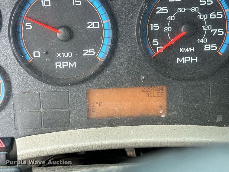 image for item EB2904 2012 International 7600 dump truck