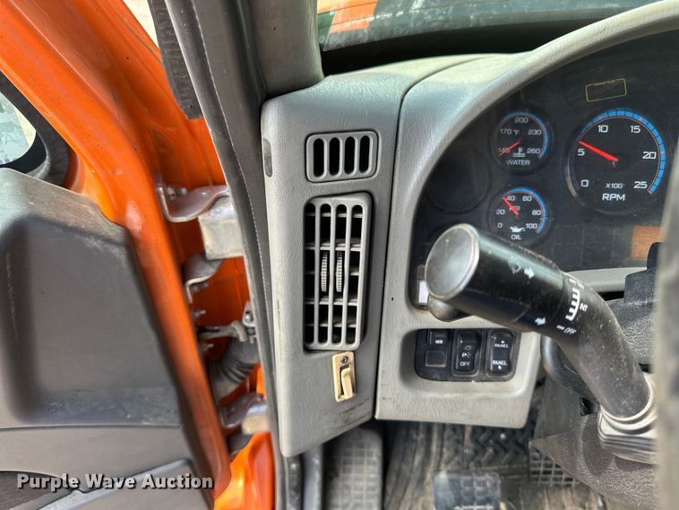 image for item EB2904 2012 International 7600 dump truck