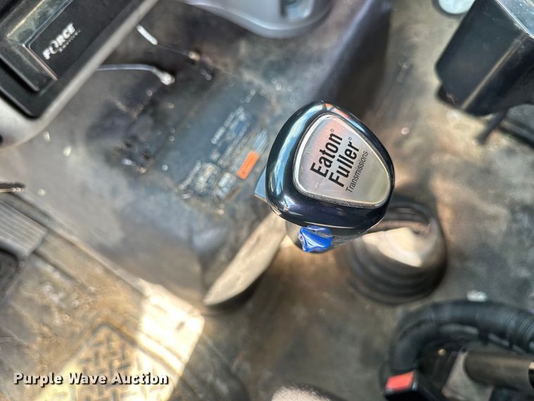 image for item EB2904 2012 International 7600 dump truck