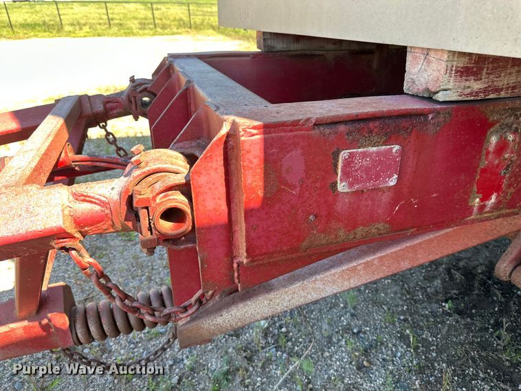 image for item EB2906 1994 Clement end dump pup trailer