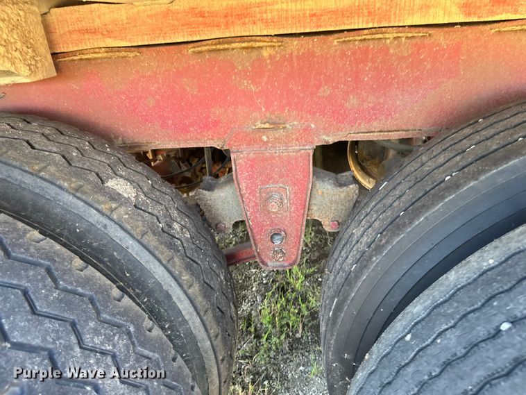 image for item EB2906 1994 Clement end dump pup trailer