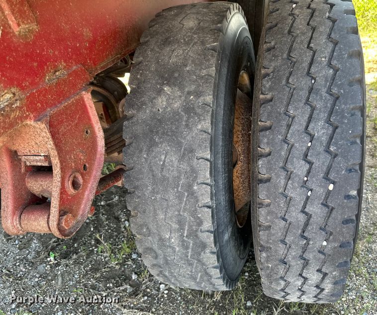 image for item EB2906 1994 Clement end dump pup trailer