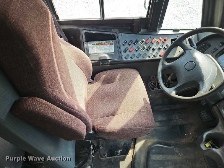 image for item EB8228 2010 Thomas Built school bus