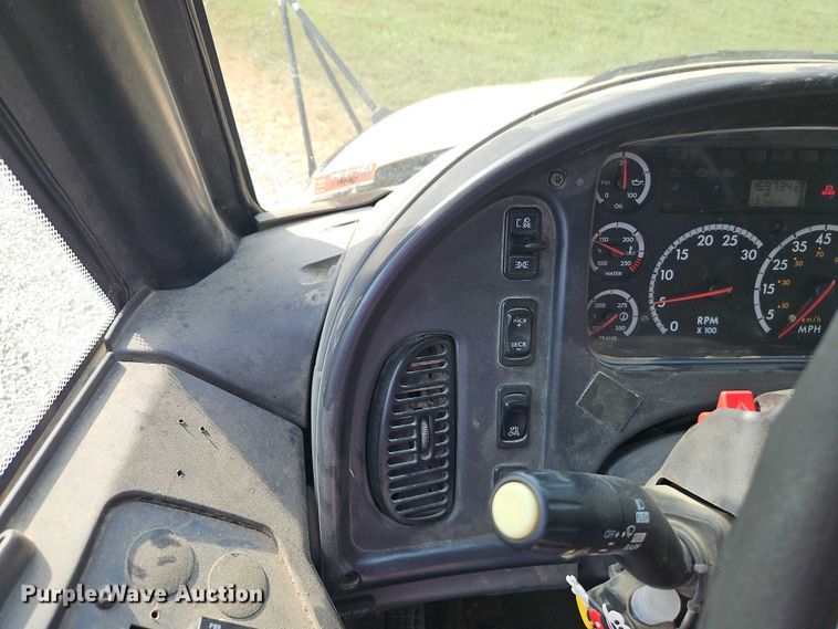 image for item EB8228 2010 Thomas Built school bus