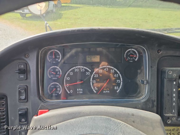 image for item EB8228 2010 Thomas Built school bus