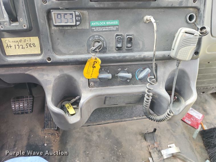 image for item EB8228 2010 Thomas Built school bus