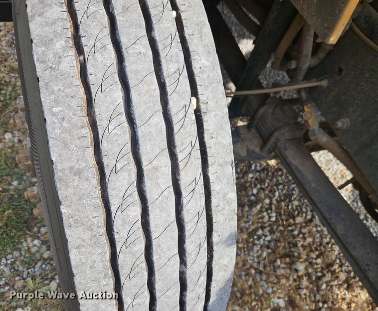 image for item EB8228 2010 Thomas Built school bus