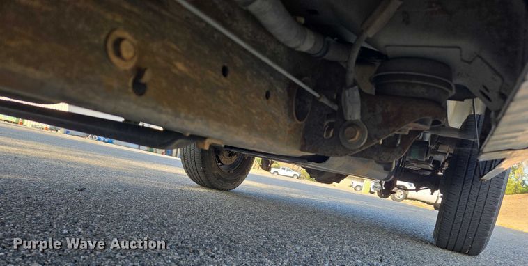 image for item EC1121 2004 Chevrolet Silverado 1500 pickup truck