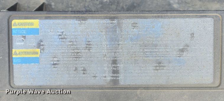 image for item EC1121 2004 Chevrolet Silverado 1500 pickup truck