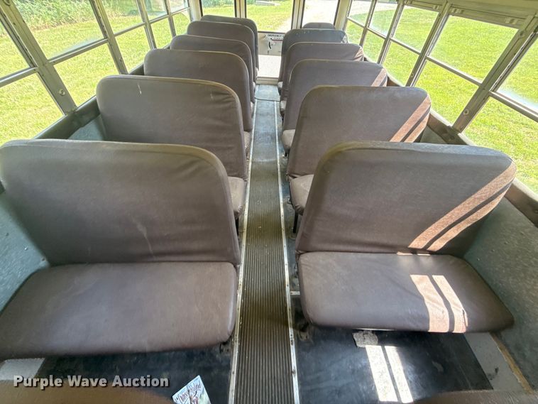 image for item ED4432 1995 International 3800 school bus