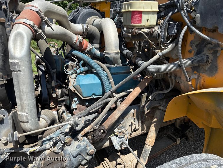 image for item ED4432 1995 International 3800 school bus