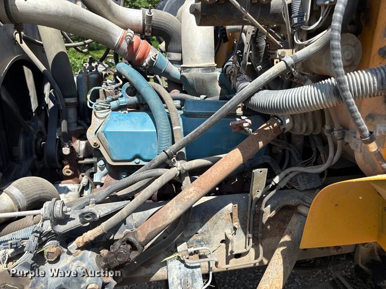 image for item ED4432 1995 International 3800 school bus