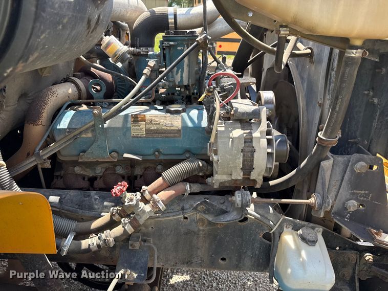 image for item ED4432 1995 International 3800 school bus