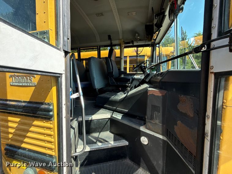 image for item ED4455 2003 Thomas Built Saf-T-Liner school bus