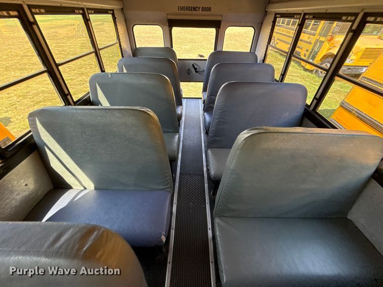 image for item ED4455 2003 Thomas Built Saf-T-Liner school bus