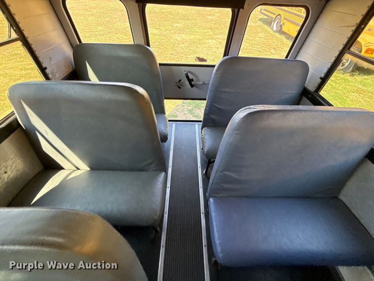 image for item ED4455 2003 Thomas Built Saf-T-Liner school bus