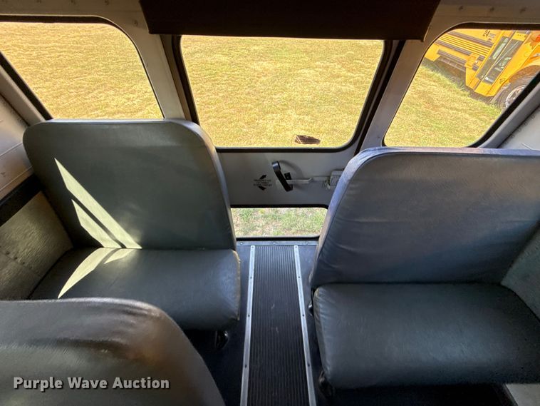 image for item ED4455 2003 Thomas Built Saf-T-Liner school bus