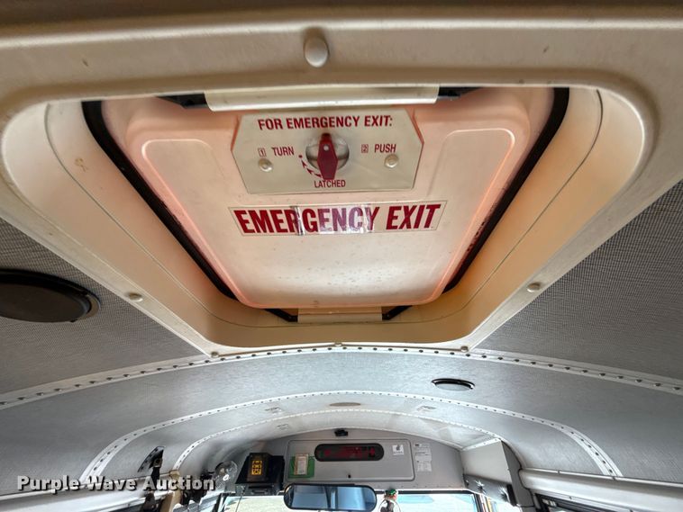 image for item ED4455 2003 Thomas Built Saf-T-Liner school bus