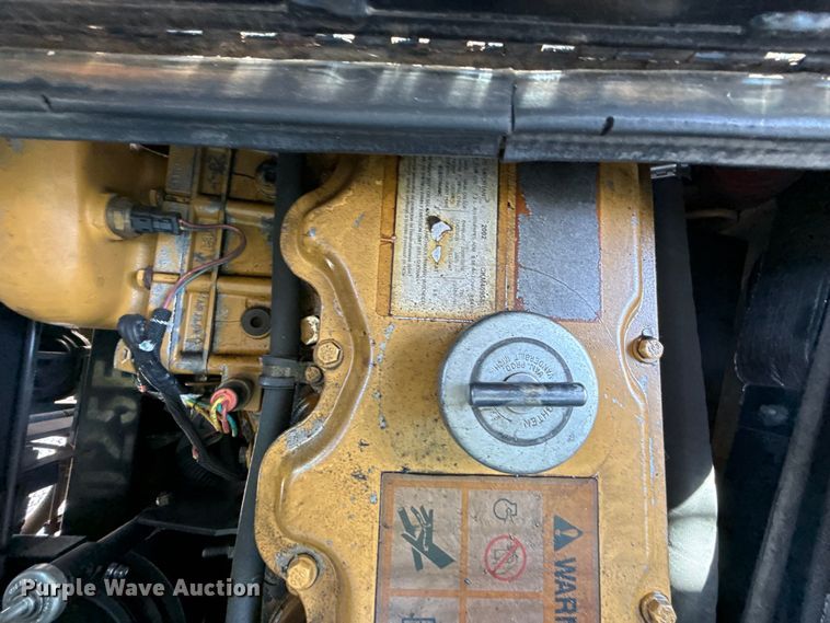 image for item ED4455 2003 Thomas Built Saf-T-Liner school bus