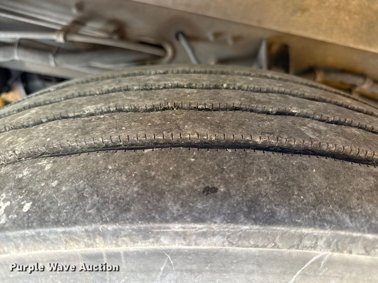 image for item ED4455 2003 Thomas Built Saf-T-Liner school bus