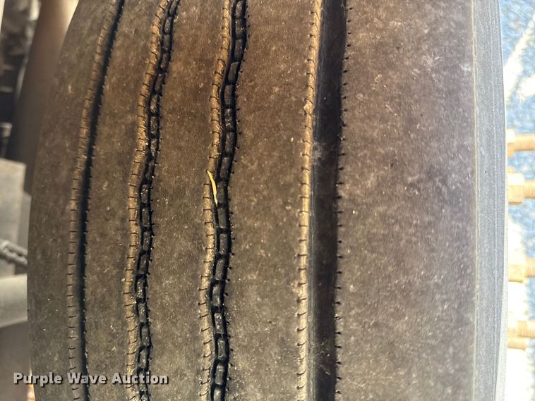 image for item ED4455 2003 Thomas Built Saf-T-Liner school bus