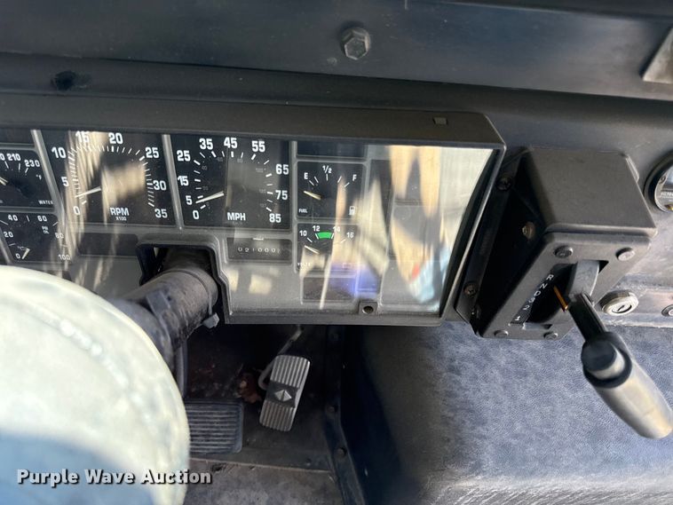 image for item ED4456 1997 International 3800 school bus