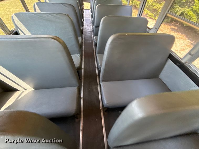 image for item ED4456 1997 International 3800 school bus