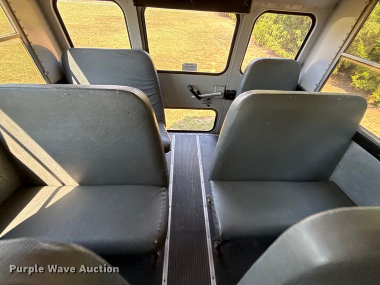 image for item ED4456 1997 International 3800 school bus