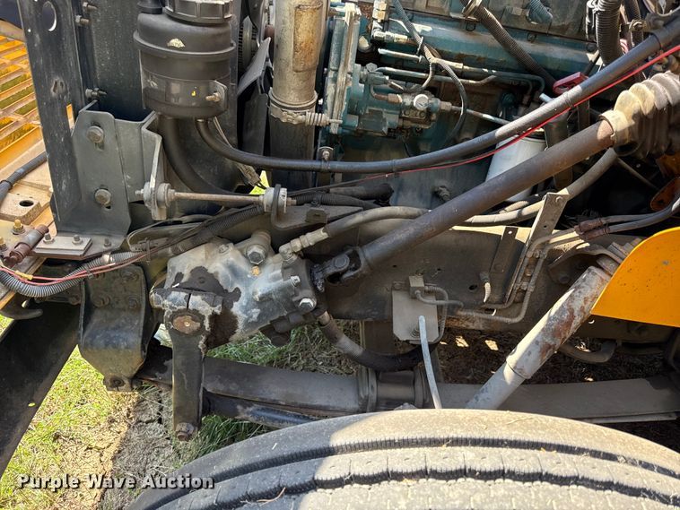 image for item ED4456 1997 International 3800 school bus