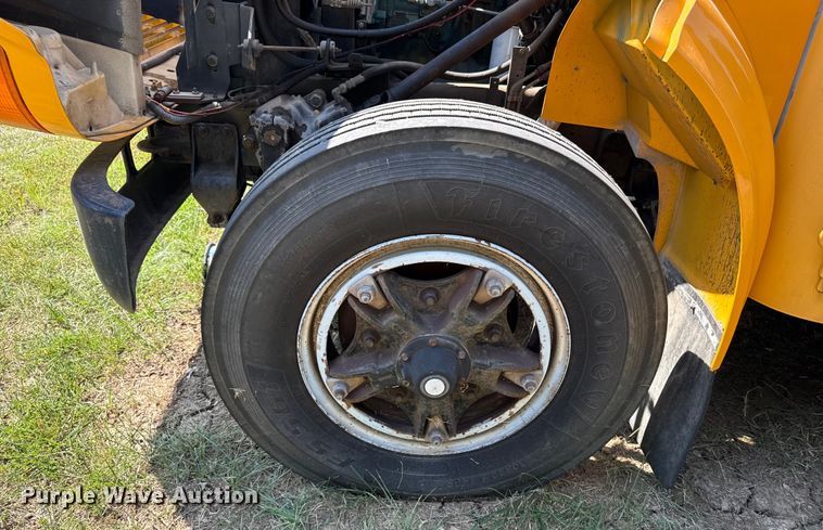 image for item ED4456 1997 International 3800 school bus