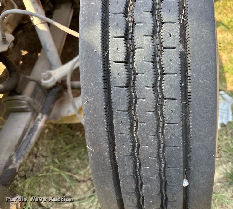 image for item ED4456 1997 International 3800 school bus