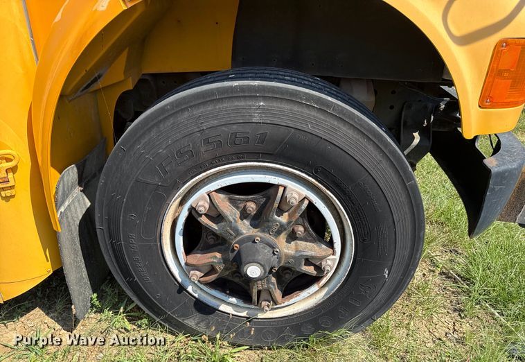 image for item ED4456 1997 International 3800 school bus