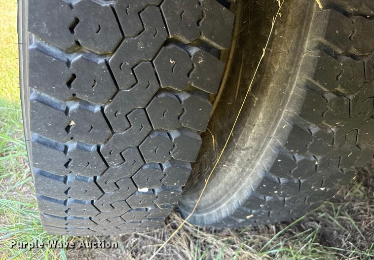 image for item ED4456 1997 International 3800 school bus